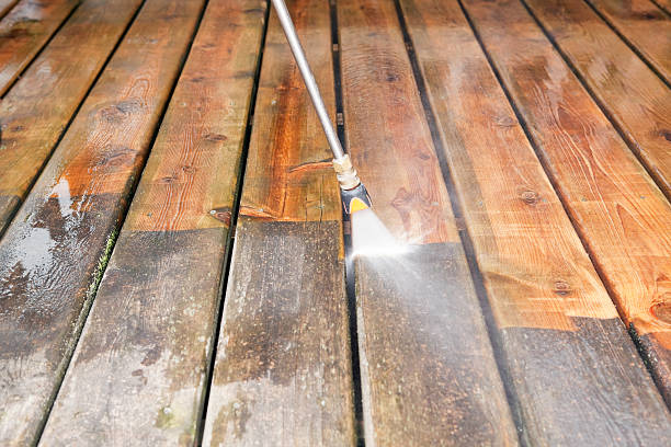 Garage Pressure Washing in Mcconnell Af, KS
